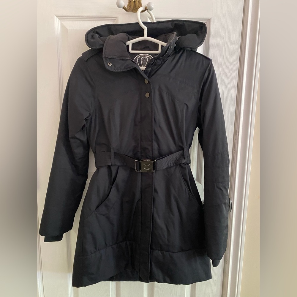 Lululemon “Pinnacle” Winter Jacket Size 6 Black